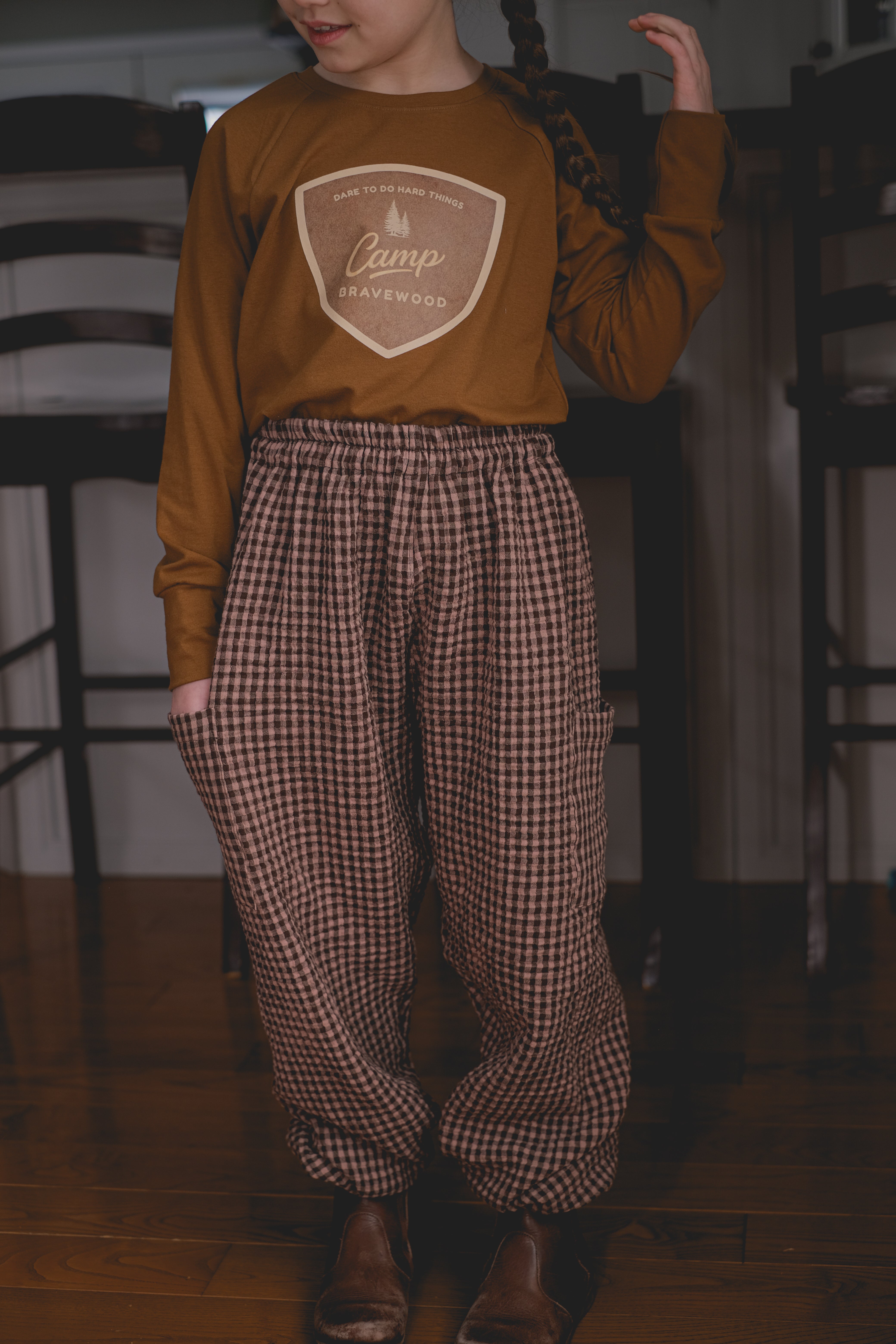 Raglan Pullover - Camp Bravewood